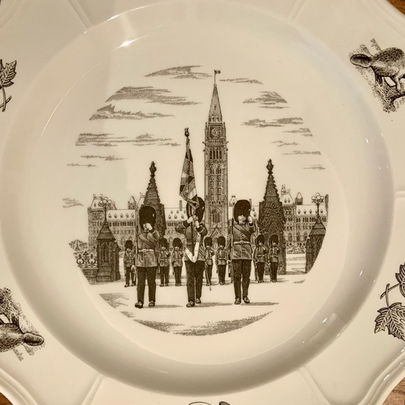 Wedgwood Canada heritage vintage plate 🇨🇦 - Picture 4 of 7